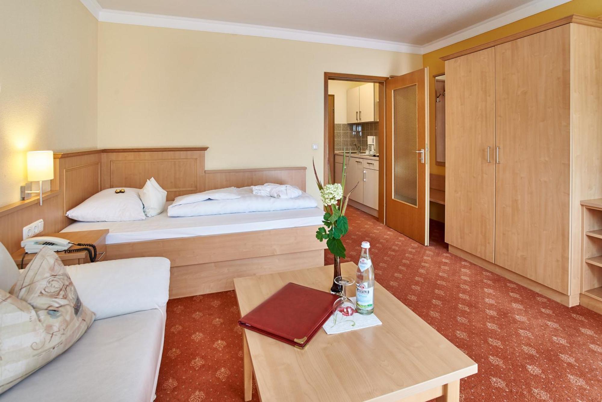 Apparthotel Minerva Diana Octavia باد غوغنغ المظهر الخارجي الصورة